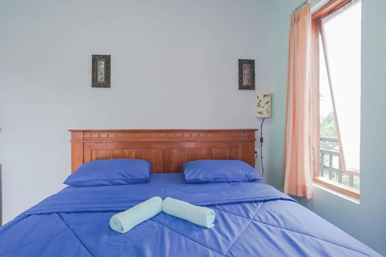 Guesthouse Penginapan Cempaka Putih كيروبوكان